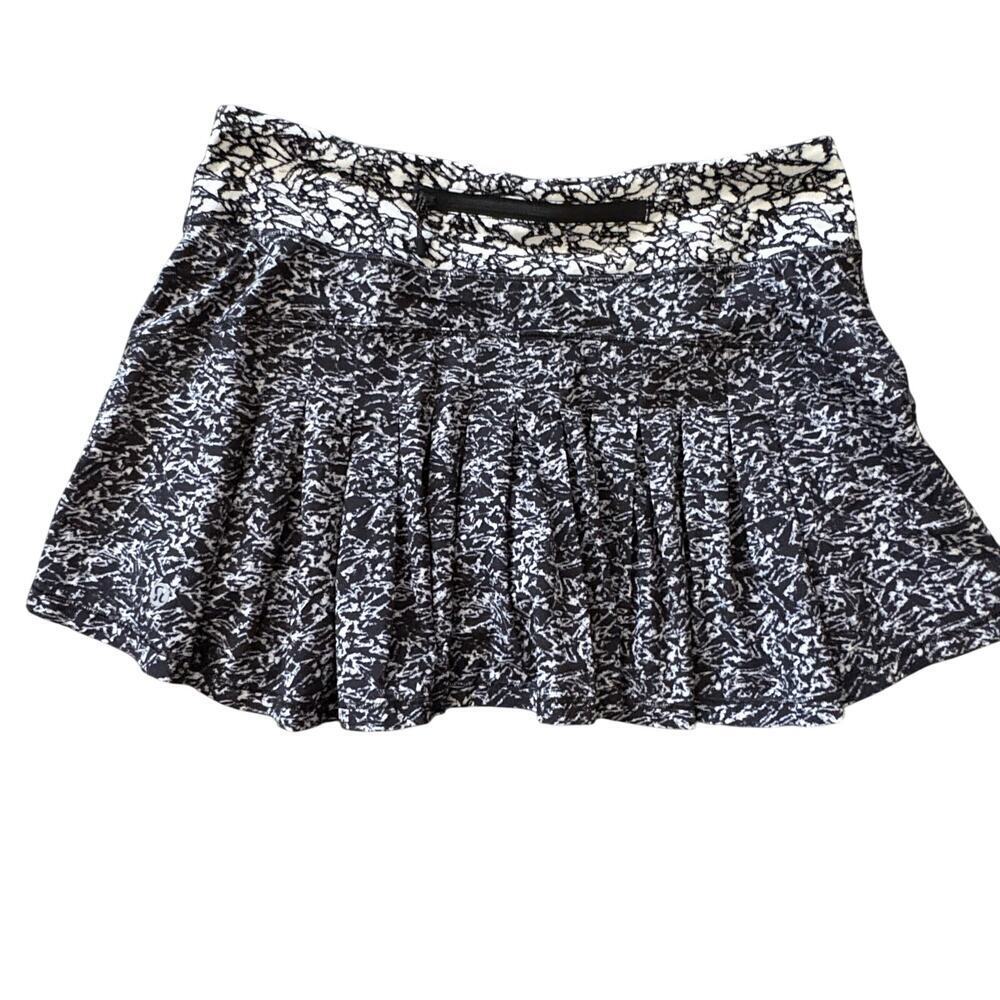 Lululemon Pleated Skort Black White Pickleball Tennis Golf Running Skirt Size 6